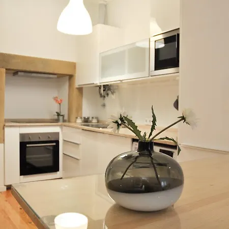 Estefania Cool By Be@home * Lisboa